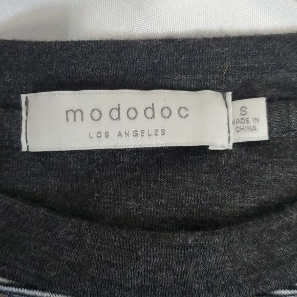 Mododoc Black & Gray Star Print Knit Pullover Sweater Size Small - Picture 8 of 11